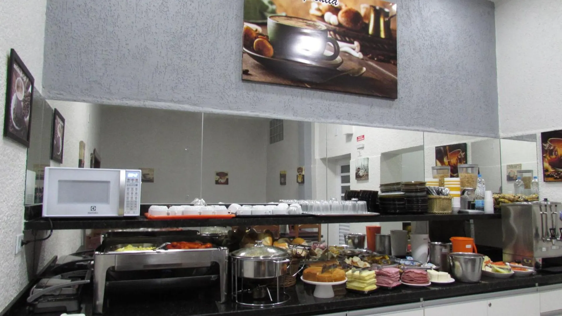 Hotel Tropicalia: Downtown Convenience with Parking Sao Paulo 3*,