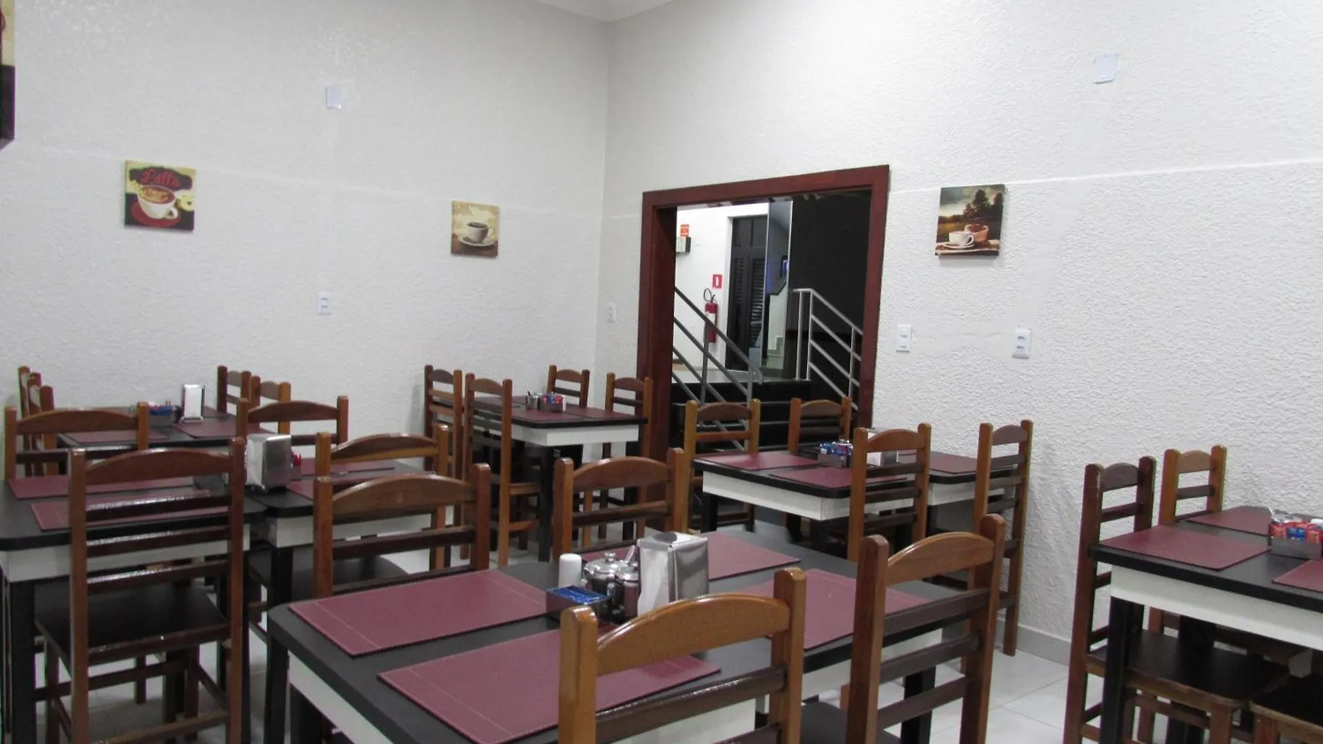 Hotel Tropicalia: Downtown Convenience with Parking Sao Paulo 3*,  Brazil